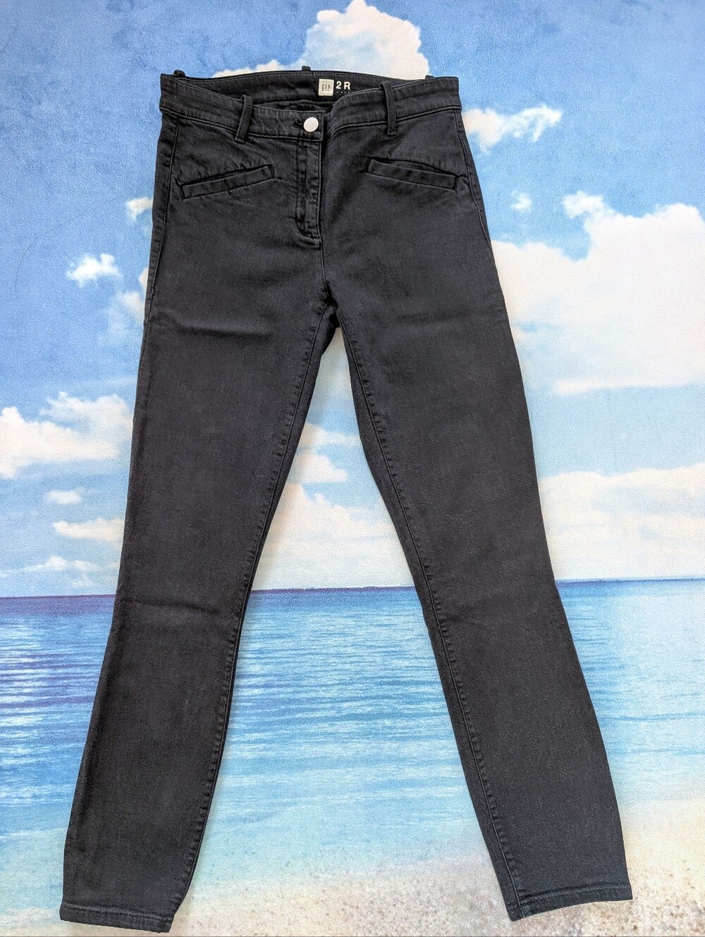GAP Women's Size 2 Black Jeans